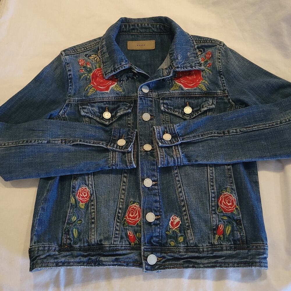 Blank NYC Floral Rose Butterfly Embroidered Distressed Denim Jean Jacket✨️XS - Picture 8 of 16